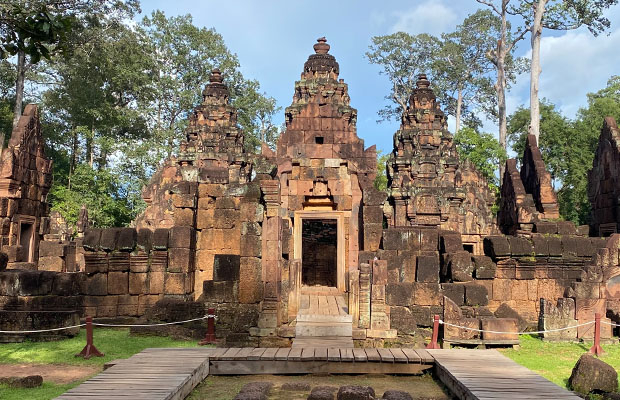 Sunset Wonders-Grand Circuit and Banteay Srei